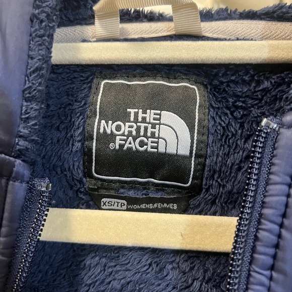 The North Face Navy Blue Zip-Up Fleece Jacket - Picture 9 of 9